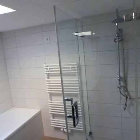 Ehemaliges Torhaus Am Rande Der Dresdner Neustadt *